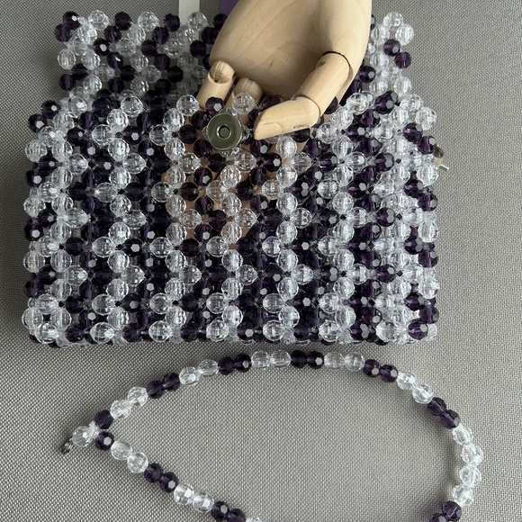 Bead Purse - Picture 10 of 10